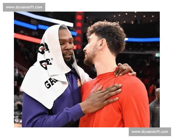 里夫斯拒顶薪续约湖人！库明加下家锁定热火，杜兰特降薪留火箭冲击冠军